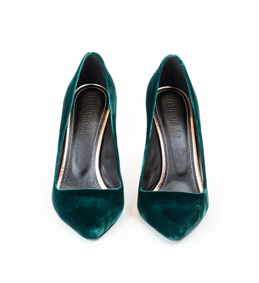 Antigone Velvet Classic Pumps | Green