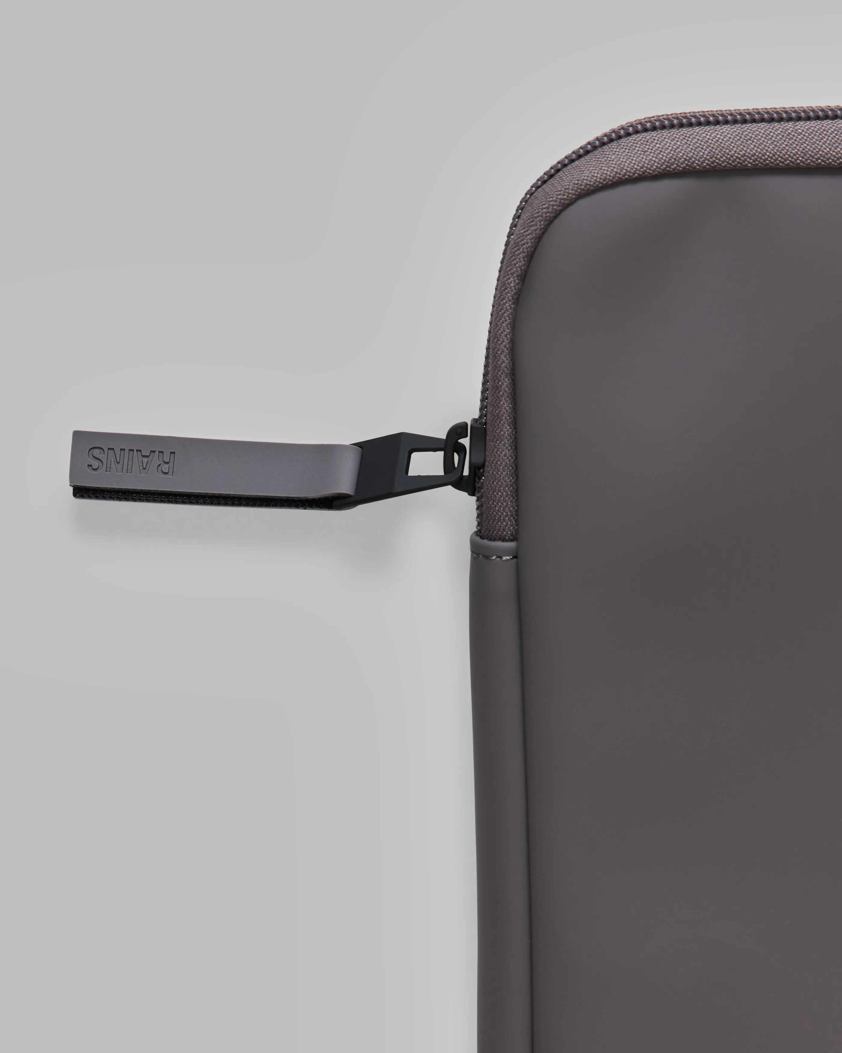 Trail Laptop Case 13/14 in Grey